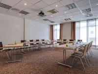 Park Inn by Radisson Goettingen Hotels near Suedstadt