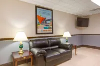 Howard Johnson by Wyndham Beckley - Uima-altaat
