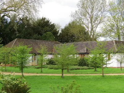 The Lodge at Hemingford Grey House Hotels in Saint Ives