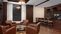 Four Points by Sheraton Edmonton International Airport - bar
