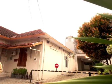 Hotel Iraa