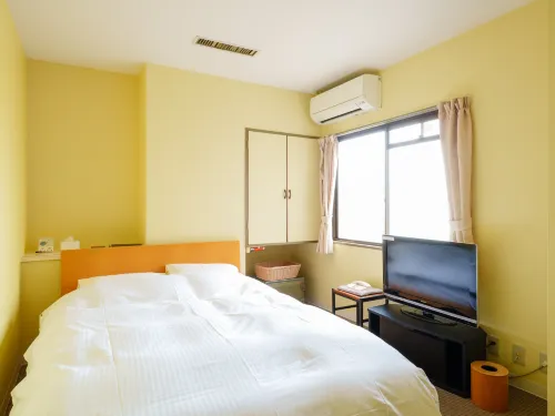 Hotel Hoho "A Hotel Overlooking the Echigo Plain and the Yahiko Mountain range" Hotels in Yahiko