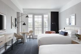 Kimpton THE FORUM HOTEL by IHG