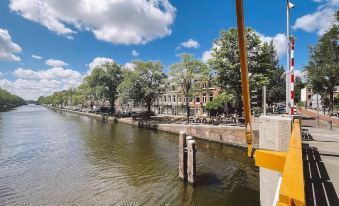 Canal View Stay Amsterdam