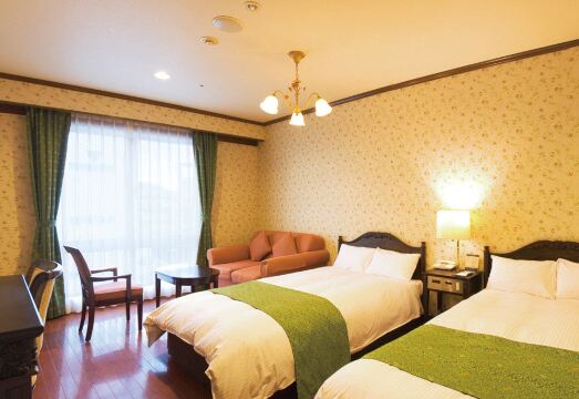 Old England Dogo Yamanote Hotel