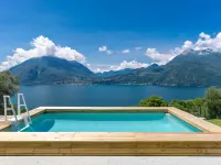 Lacum Lux Resort - Swimmingpools
