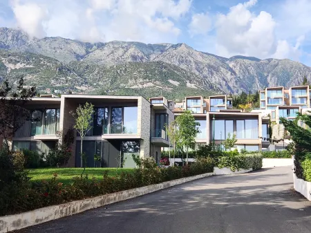 Olea Residence, Luxury Sea View Apartment with Private Beach Отели рядом с достопримечательностью «Qeparo Beach»