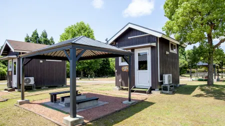 Heart Land Hills in Noto 35 Cabin A Отели рядом с достопримечательностью «Notojima Glass Art Museum»