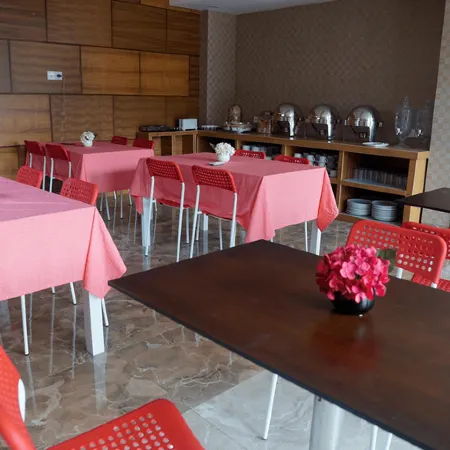 Benhas Hotel