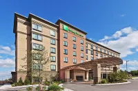 Holiday Inn & Suites Tulsa South