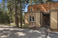 Tahoe City Getaway Minutes From Lake and Activities