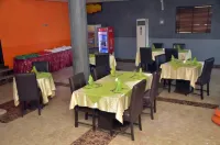 Habitat Hotel and Suites -Standard Hotels in 