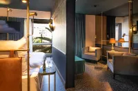 Skylark, Aluma Hotels & Resorts