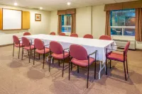 Super 8 by Wyndham Midland