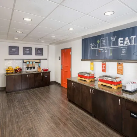 Hampton Inn & Suites Phoenix North/Happy Valley