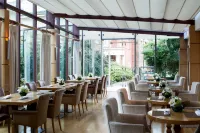Four Seasons Hotel Hampshire - breakfast