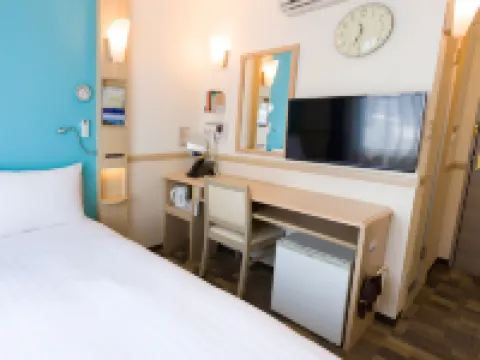 Toyoko Inn JR Kawaguchi-eki Nishi-guchi Hoteles en Kawaguchi