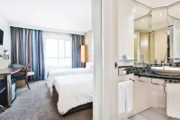 Holiday Inn Express Sandton - Woodmead Hotels in Midrand