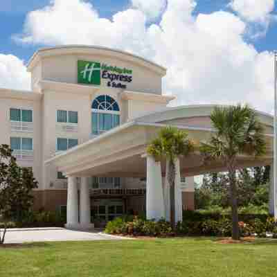 Holiday Inn Express & Suites Fort Pierce West Hotel Exterior