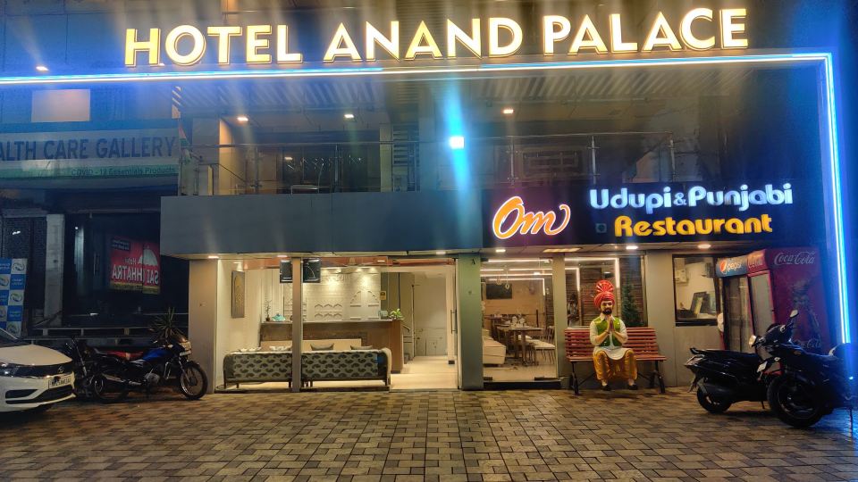 HOTEL ANAND PALACE