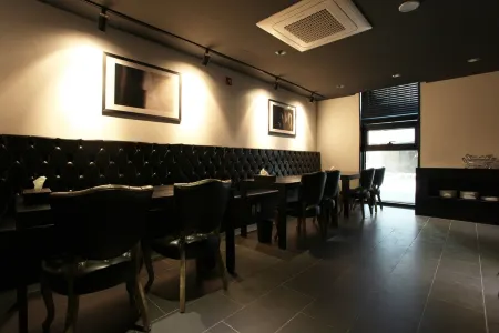 Cheonan Zaza Hotel Отели рядом с достопримечательностью «Hoseo University, Cheonan Campus»