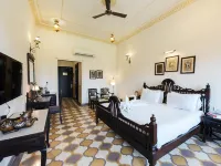 Grand Uniara A Heritage Hotel โรงแรมใกล้เพียรลา มณเฑียร