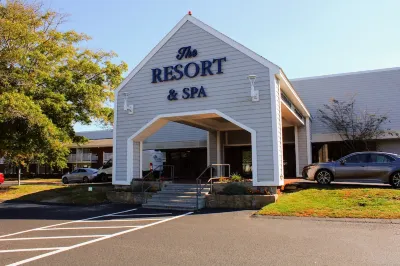 Cape Cod Irish Village Hotels near Hobby Lobby