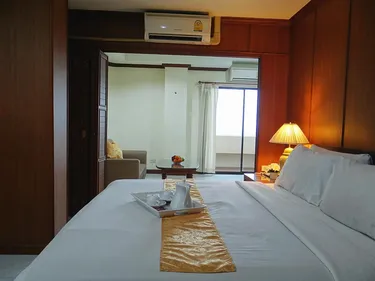 รูปภาพของโรงแรม แพรวอาภา เพลส