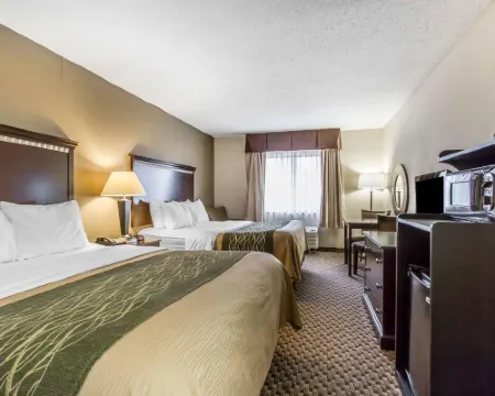 Quality Inn Macomb Near University Area Hotels in Macomb