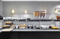 Aiden by Best Western Stockholm Kista - breakfast
