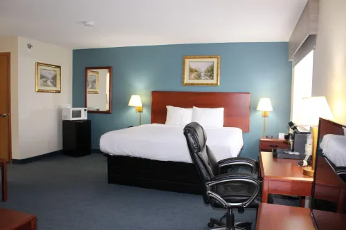 Reston Inn & Suites