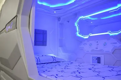 Cosmos Capsule Coworking London Hotels in Lontoo