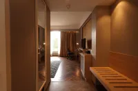 Polo Hotels, Agartala - spa