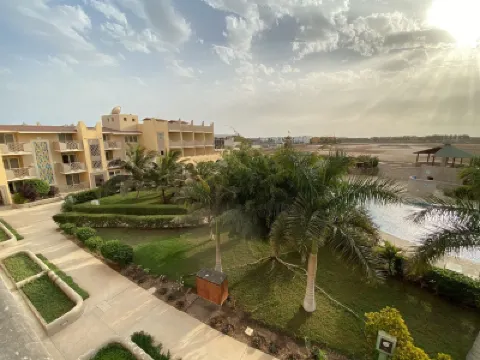 2 Bedroom Apartment at Aparthotel Tropical Resort with pool by the beach โรงแรมใน