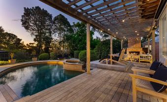 Tranquil Estate with Pool Heated Spa   Gardens