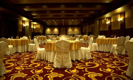 Ariya Hotel Отели в г. Юзипанг