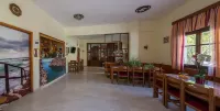 Hotel Eva Marina Hotels in Matala