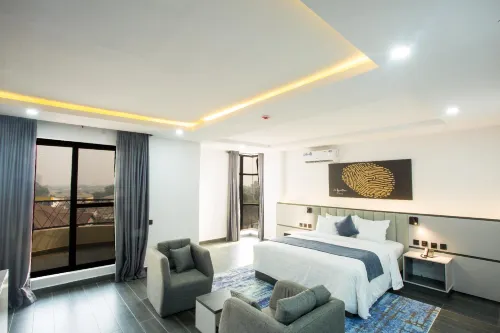 De-Signature Tower Hotel