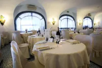 Arathena Rocks Hotel - servizio colazione