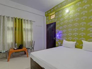 Super OYO Hotel Surya Inn