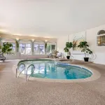 Anchorage by the Sea - Pool