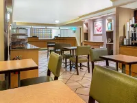 La Quinta Inn by Wyndham Amarillo Mid-City Hotels near Bill's Backyard Classics