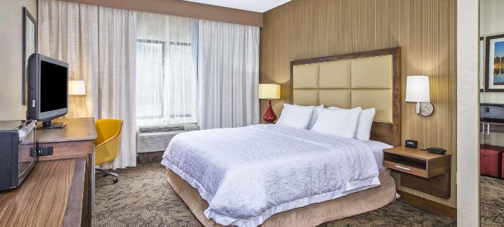 Hampton Inn Detroit/Belleville-Airport Area Hotels in Wayne County