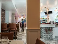 San Carlos Hotel New York - Bares