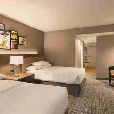 Embassy Suites by Hilton Richmond Rooms