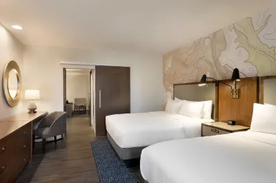 Embassy Suites by Hilton Amarillo Downtown Hotel dekat Kebun Binatang Amarillo