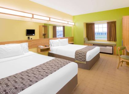 Microtel Inn & Suites by Wyndham Delphos