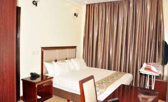 Great Seasons Hotel