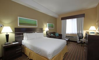 Holiday Inn Express & Suites Vernon