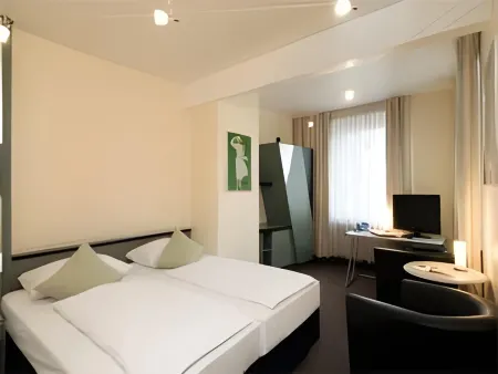 Hotel Monopol City Centre